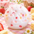 Strawberry Cheesecake Building Block Ball Squishy — product image