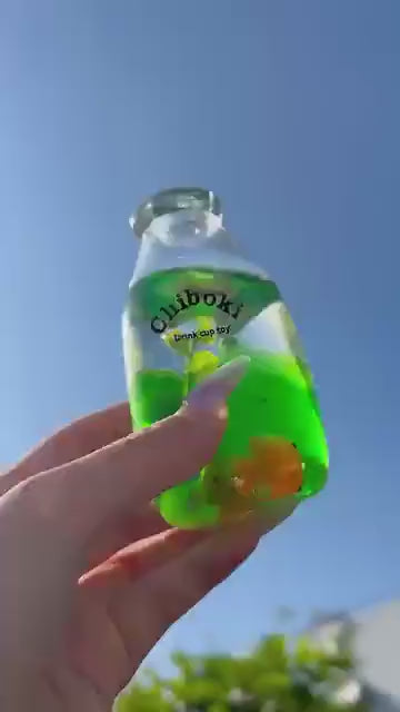 Green Duck Drink Squishy squeeze demonstration